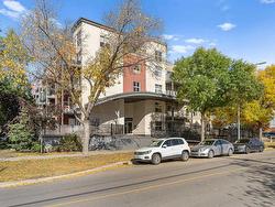 #405 10118 106 ST NW  Edmonton, AB T5H 0B8