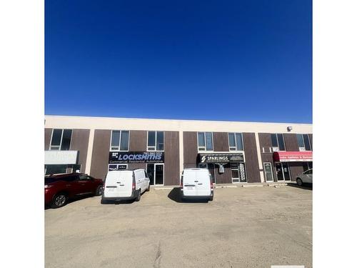 #9 & 10 5908 50 St, Leduc, AB 