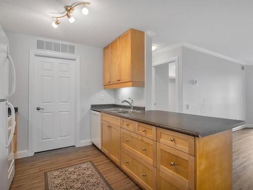 #421 13005 140 Av Nw, Edmonton, AB 