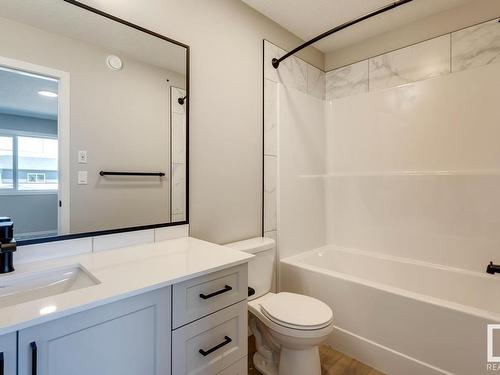 338 Genesis Villa(S), Stony Plain, AB - Indoor Photo Showing Bathroom