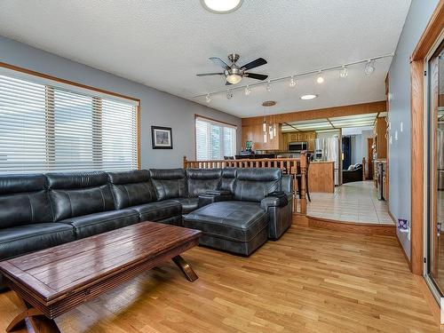 231 Village Ci, Sherwood Park, AB 