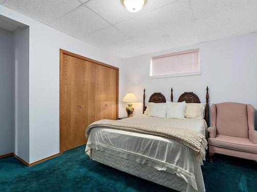 474062 A Highway 2A, Rural Wetaskiwin County, AB - Indoor Photo Showing Bedroom