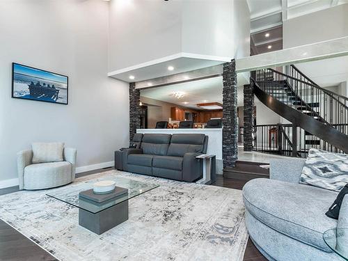 121 52514 Rge Rd 223, Rural Strathcona County, AB - Indoor Photo Showing Living Room