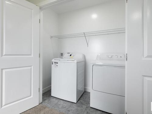 980 Daniels Loop, Edmonton, AB - Indoor Photo Showing Laundry Room