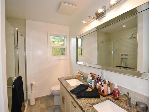 23 53301 Rge Road 32, Rural Parkland County, AB - Indoor Photo Showing Bathroom