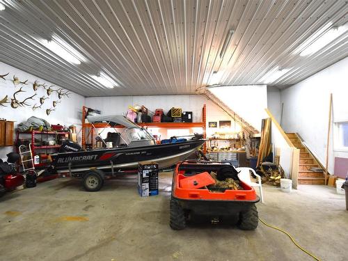 23 53301 Rge Road 32, Rural Parkland County, AB - Indoor Photo Showing Garage