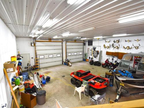 23 53301 Rge Road 32, Rural Parkland County, AB - Indoor Photo Showing Garage