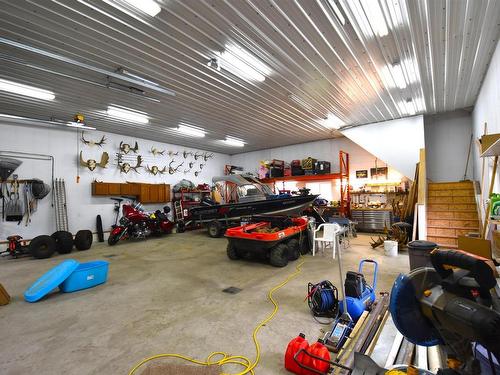 23 53301 Rge Road 32, Rural Parkland County, AB - Indoor Photo Showing Garage