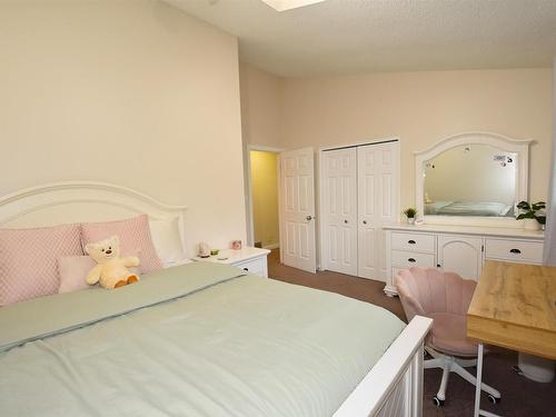 23 53301 Rge Road 32, Rural Parkland County, AB - Indoor Photo Showing Bedroom