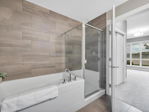 102 11080 Ellerslie Road, Edmonton, AB - Indoor Photo Showing Bathroom