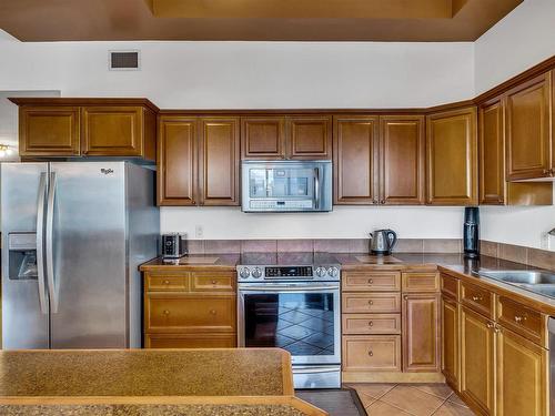 801 10106 105 Street, Edmonton, AB - Indoor Photo Showing Kitchen