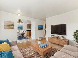 12040 64 ST NW  Edmonton, AB T5W 4J6