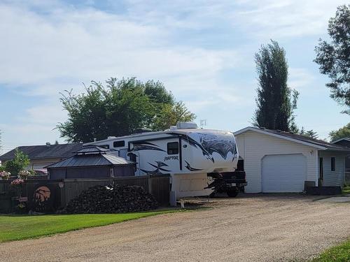 5024 Lakeview Dr, Rural Lac Ste. Anne County, AB 