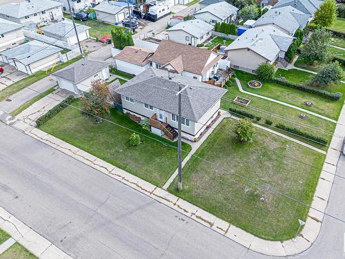 7607 128 Avenue, Edmonton, AB - Outdoor With View