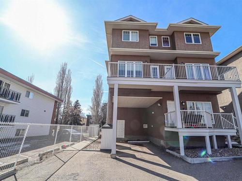 3 11913 103 Street, Edmonton, AB 