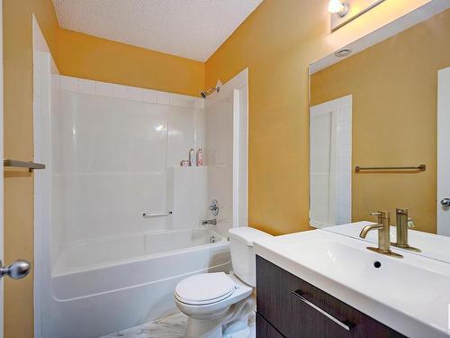 15037 135A St Nw, Edmonton, AB - Indoor Photo Showing Bathroom