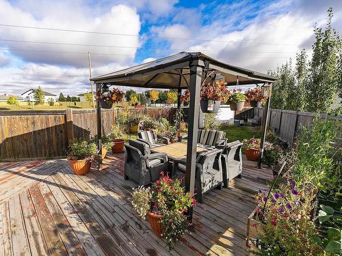 15037 135A St Nw, Edmonton, AB - Outdoor With Deck Patio Veranda