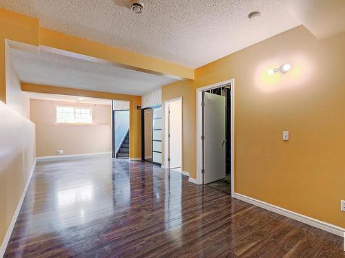 15037 135A St Nw, Edmonton, AB - Indoor Photo Showing Other Room