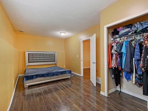 15037 135A St Nw, Edmonton, AB - Indoor Photo Showing Other Room