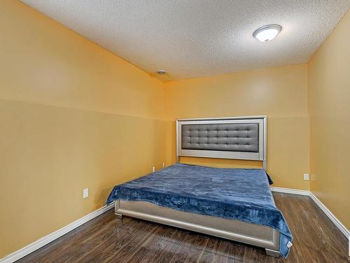 15037 135A St Nw, Edmonton, AB - Indoor Photo Showing Bedroom