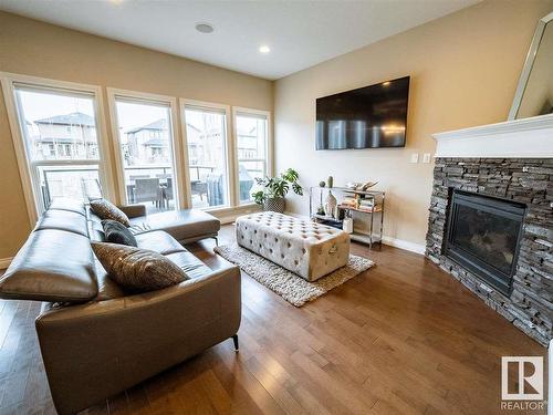 1618 Wates Close, Edmonton, AB - Indoor Photo Showing Living Room With Fireplace