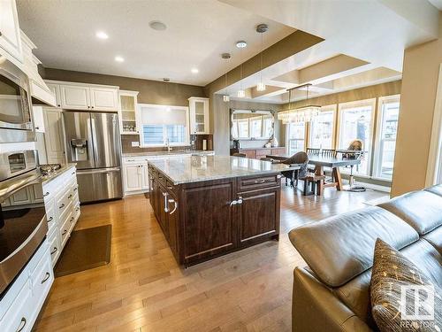 1618 Wates Close, Edmonton, AB - Indoor Photo Showing Kitchen With Stainless Steel Kitchen With Upgraded Kitchen