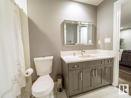 1618 Wates Close, Edmonton, AB - Indoor Photo Showing Bathroom