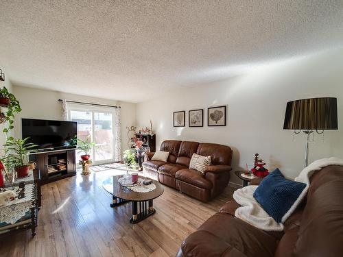 14269 23 Street, Edmonton, AB - Indoor Photo Showing Living Room