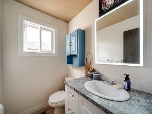 14269 23 Street, Edmonton, AB - Indoor Photo Showing Bathroom