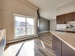 #401 10710 116 ST NW  Edmonton, AB T5H 3M2