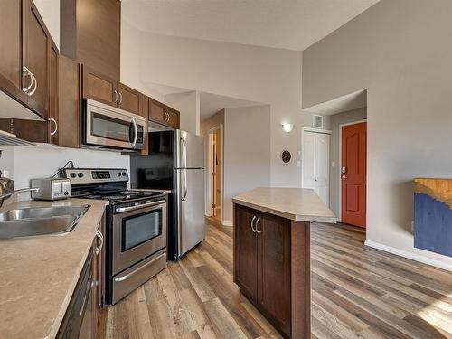 401 10710 116 Street, Edmonton, AB - Indoor Photo Showing Kitchen With Double Sink