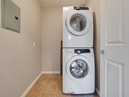 401 10710 116 Street, Edmonton, AB - Indoor Photo Showing Laundry Room