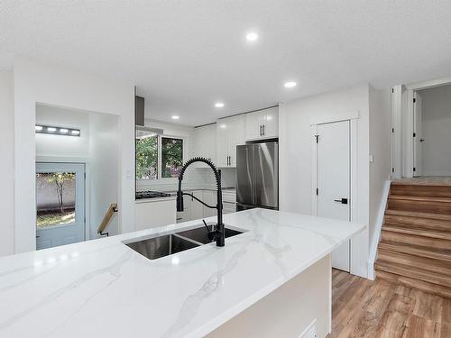 11435 46 Avenue, Edmonton, AB - Indoor Photo Showing Kitchen With Double Sink With Upgraded Kitchen