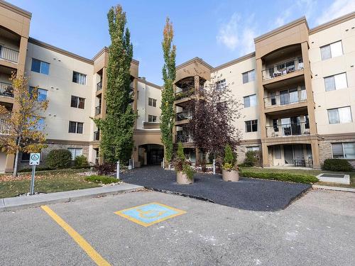 #112 400 Palisades Wy, Sherwood Park, AB 