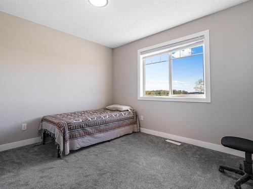 624 Sommerville Gate, Stony Plain, AB - Indoor Photo Showing Bedroom