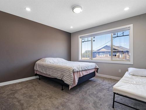 624 Sommerville Gate, Stony Plain, AB - Indoor Photo Showing Bedroom