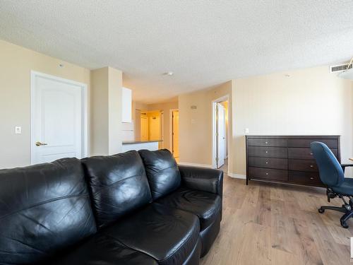 #301 10909 103 Av Nw, Edmonton, AB 