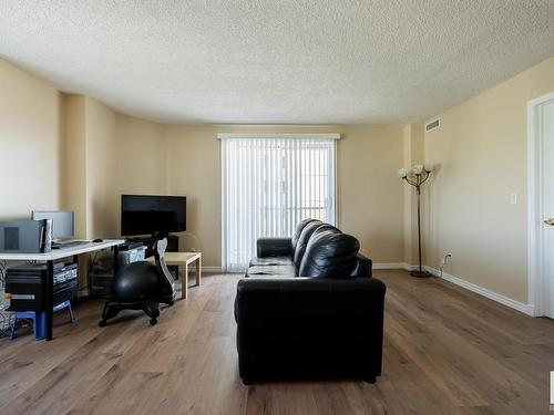 #301 10909 103 Av Nw, Edmonton, AB 