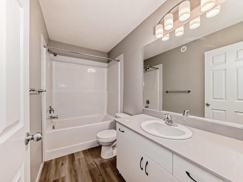 1724 Erker Way, Edmonton, AB - Indoor Photo Showing Bathroom