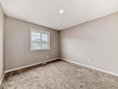 1724 Erker Way, Edmonton, AB - Indoor Photo Showing Other Room