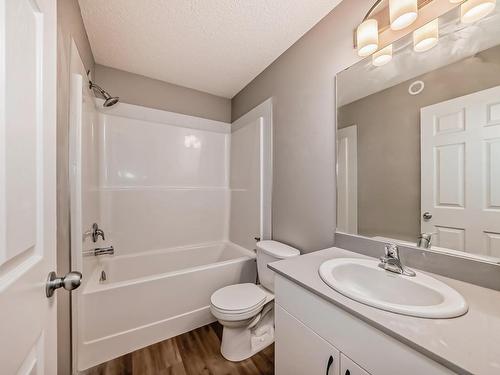 1724 Erker Way, Edmonton, AB - Indoor Photo Showing Bathroom