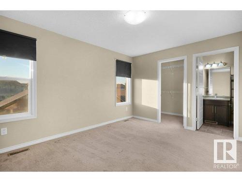 582 Tamarack Road, Edmonton, AB - Indoor Photo Showing Other Room