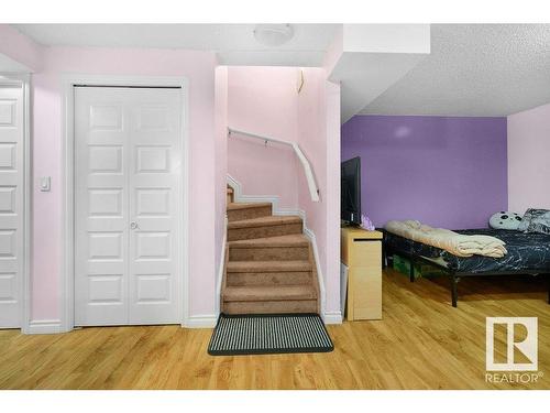 582 Tamarack Road, Edmonton, AB - Indoor