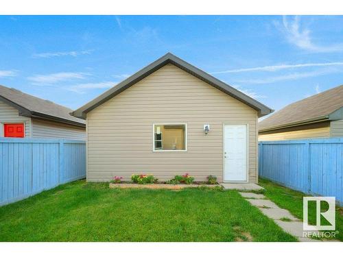 582 Tamarack Rd Nw Nw, Edmonton, AB 