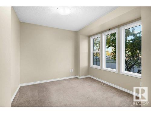 582 Tamarack Road, Edmonton, AB - Indoor Photo Showing Other Room