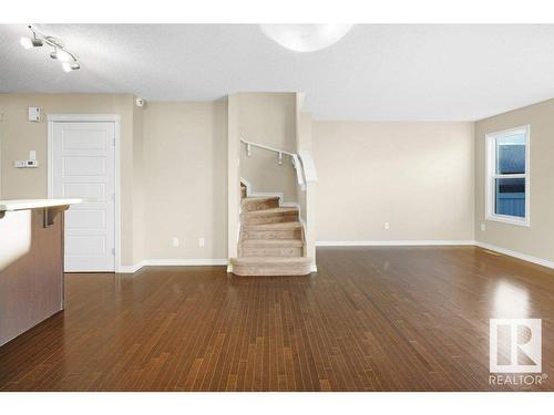 582 Tamarack Road, Edmonton, AB - Indoor Photo Showing Other Room