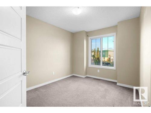 582 Tamarack Road, Edmonton, AB - Indoor Photo Showing Other Room