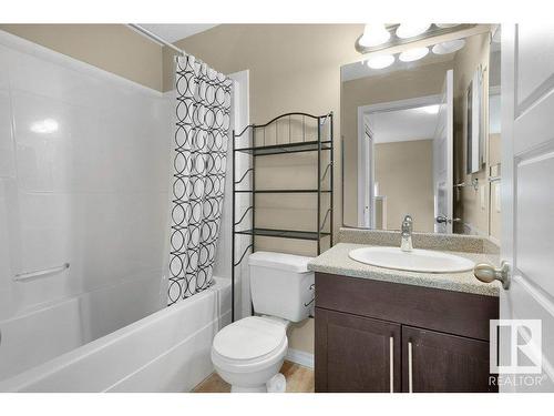 582 Tamarack Road, Edmonton, AB - Indoor Photo Showing Bathroom