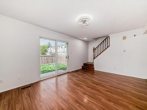 2645 135 Avenue, Edmonton, AB - Indoor Photo Showing Other Room