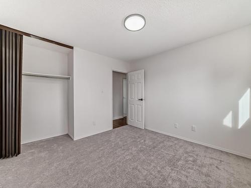 2645 135 Avenue, Edmonton, AB - Indoor Photo Showing Other Room